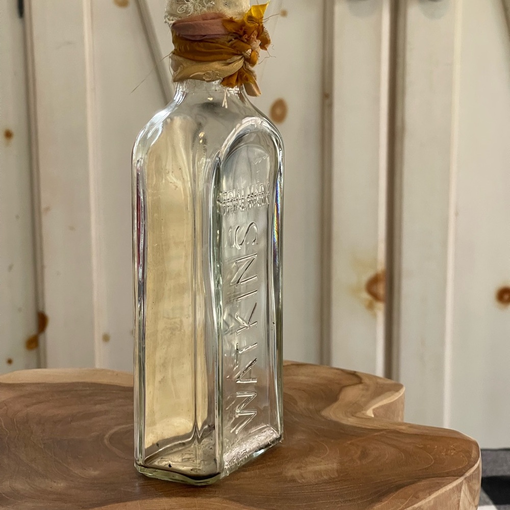 Vintage Watkins Double Strength Vanilla Extract bottle! - Picture 5 of 9